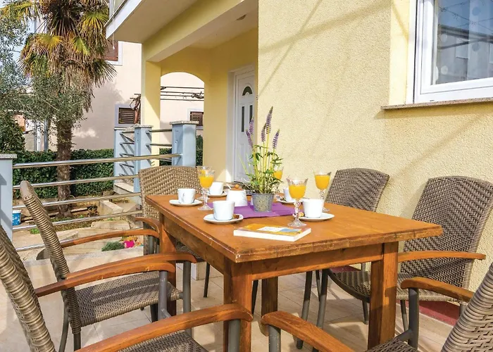 Stunning Home In Zadar With Kitchen